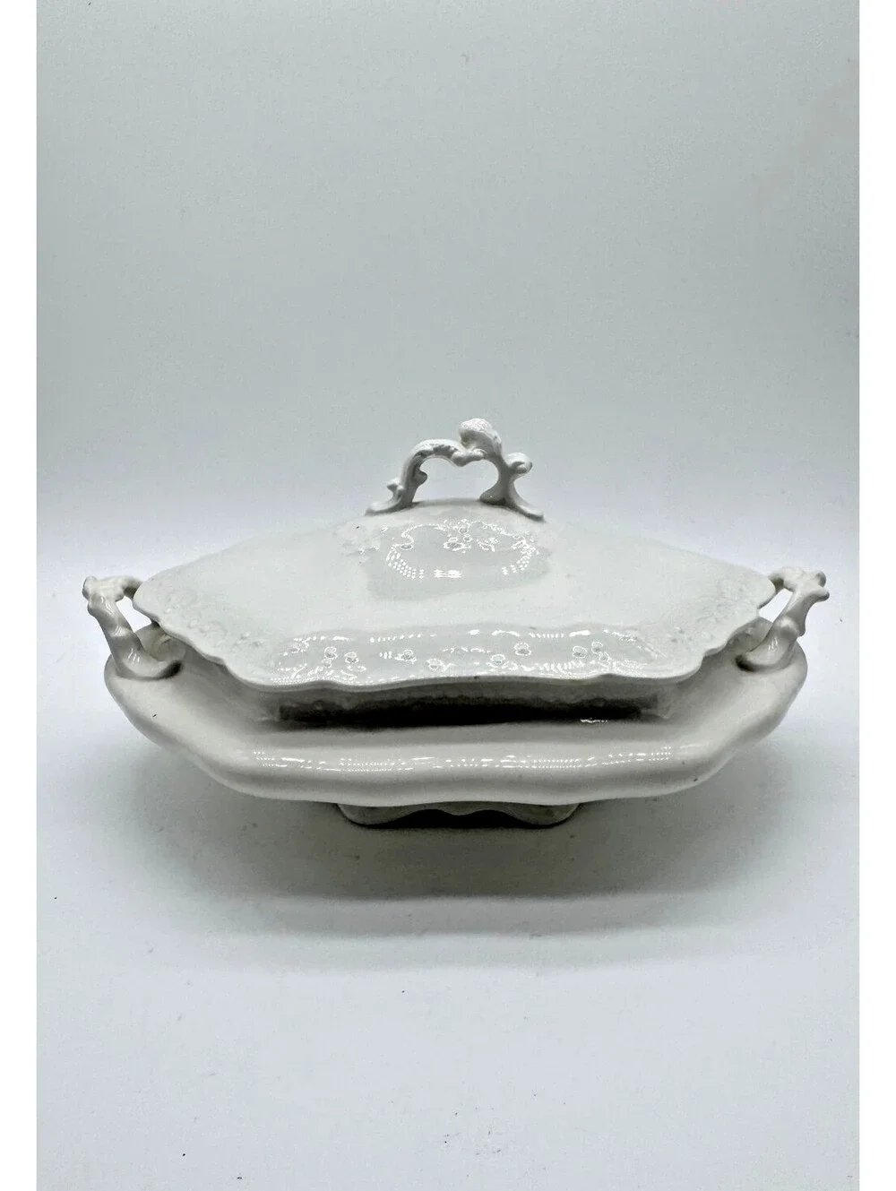 Antique Johnson Bros England White Embossed Covered Vegetable Dish Tureen